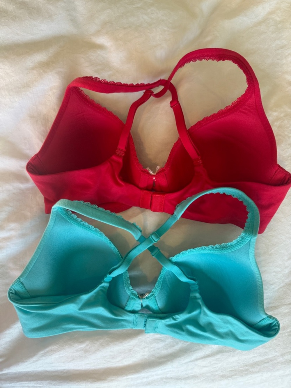 Victoria's Secret Lightly Lined Perfect Coverage Red and Teal Bra Set 34C - Picture 4 of 6